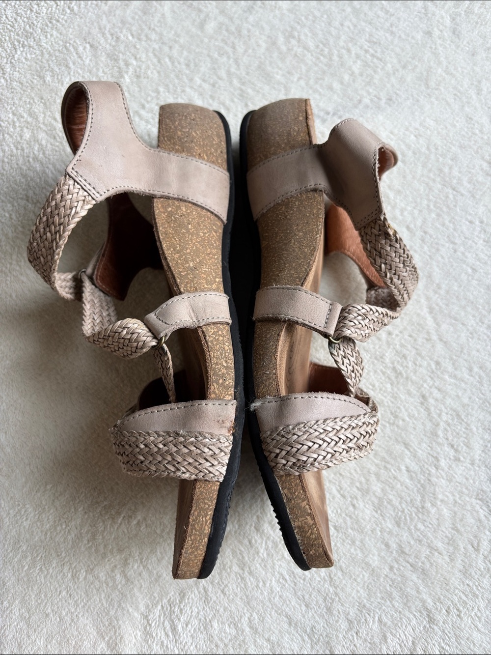 Taos Trulie Sandals Women's 10 Beige Tan Leather Strappy Braided Wedge Cork - Picture 5 of 8
